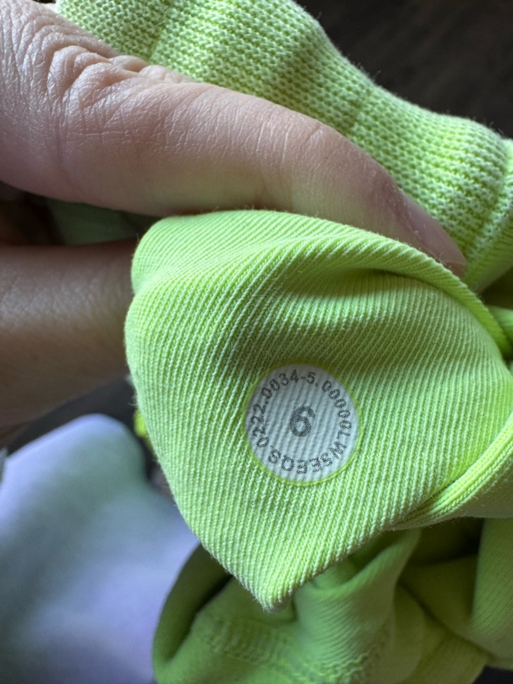 Lululemon Scuba High-Rise French Terry Jogger- Highlight Yellow- Size 6 - Picture 7 of 7